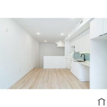 2717 N Howard St in Philadelphia, PA - Building Photo - Building Photo