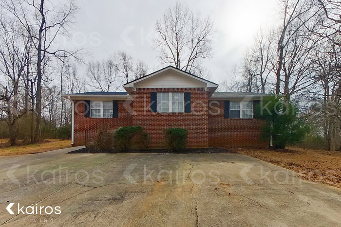 225 Big Oak Cir in Athens, GA - Building Photo