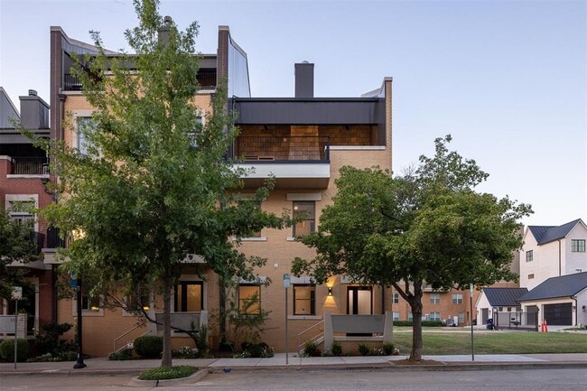 117 NE 3rd St in Oklahoma City, OK - Building Photo - Building Photo