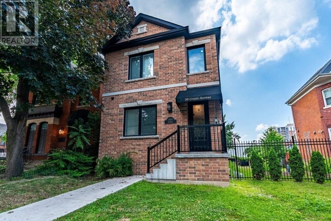 property at 36-36 Grant Ave