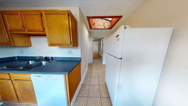 1368 Indianola Ave in Columbus, OH - Building Photo - Building Photo