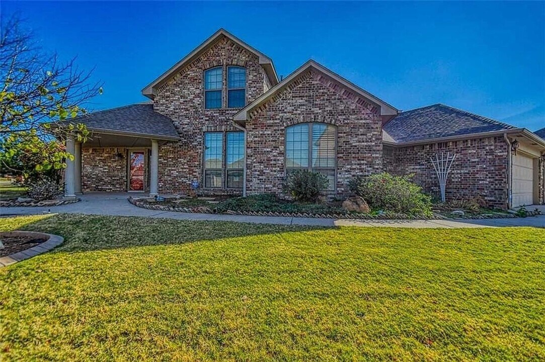 532 SW 123rd Pl in Oklahoma City, OK - Building Photo