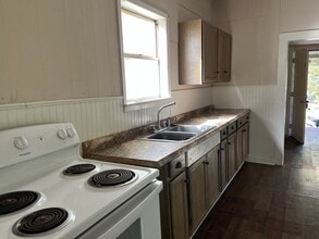 700 1st St in Commerce, TX - Building Photo - Building Photo