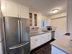 11578 Wyoming Ave in Los Angeles, CA - Building Photo - Building Photo