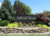 Oakbrook Terrace Apartments photo'