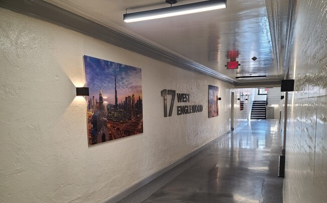 17 W Englewood Ave in Teaneck, NJ - Building Photo - Building Photo