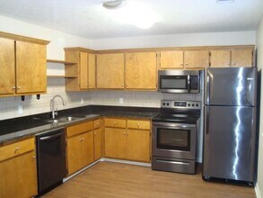 1351-1353 Kurt Cir in Auburn, AL - Building Photo - Building Photo