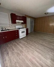 10214 Castle Dr in St. Louis, MO - Building Photo - Building Photo
