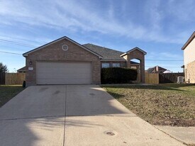 6101 Shamrock Dr in Killeen, TX - Building Photo