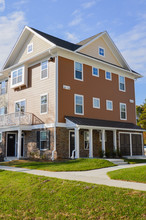 Stone Grove Crossing in Salisbury, MD - Building Photo - Building Photo