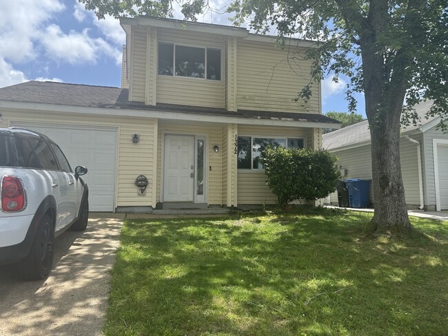 property at 1372 Riverside Dr