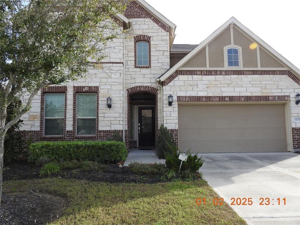 10519 Forfar Ln in Richmond, TX - Building Photo