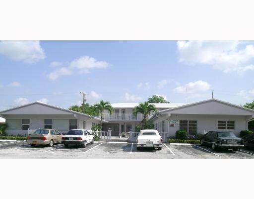 Kitzmann Apartments in Pompano Beach, FL - Building Photo - Building Photo