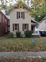 1504 S 8th St in Springfield, IL - Building Photo