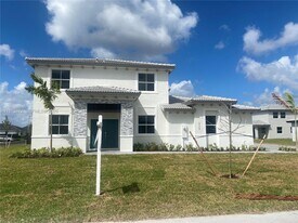 27559 SW 159th Pl in Homestead, FL - Building Photo