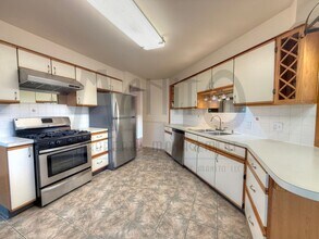 1210 W Warn Way in Spokane, WA - Building Photo - Building Photo