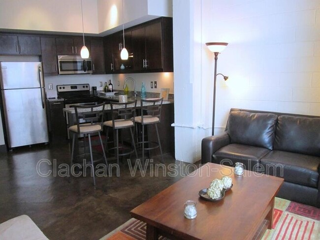 property at 101 E 6th St