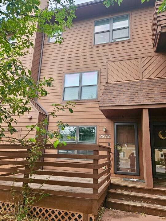2272 Stepping Stones Way in Colorado Springs, CO - Building Photo