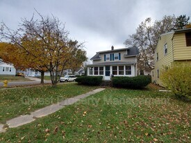 784 Eleanor St NE in Grand Rapids, MI - Building Photo