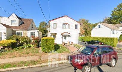 62 Pershing Ave