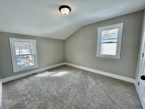 712 1st Ave S in South St. Paul, MN - Building Photo - Building Photo