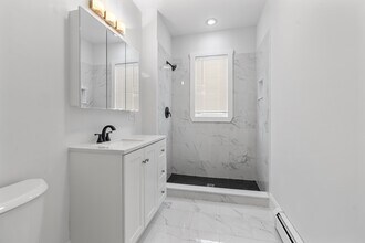 15 Romsey St, Unit 1 in Boston, MA - Building Photo - Building Photo