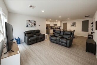343 Ambush Ridge in San Antonio, TX - Building Photo - Building Photo