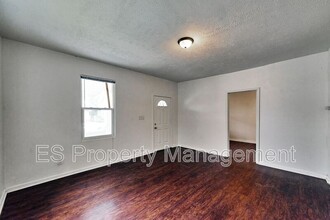 2623 Indianapolis Ave in Indianapolis, IN - Building Photo - Building Photo