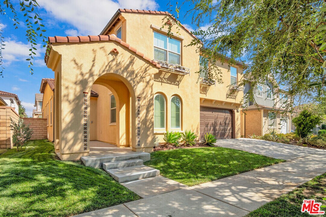 3971 Somerston Way in Ontario, CA - Building Photo