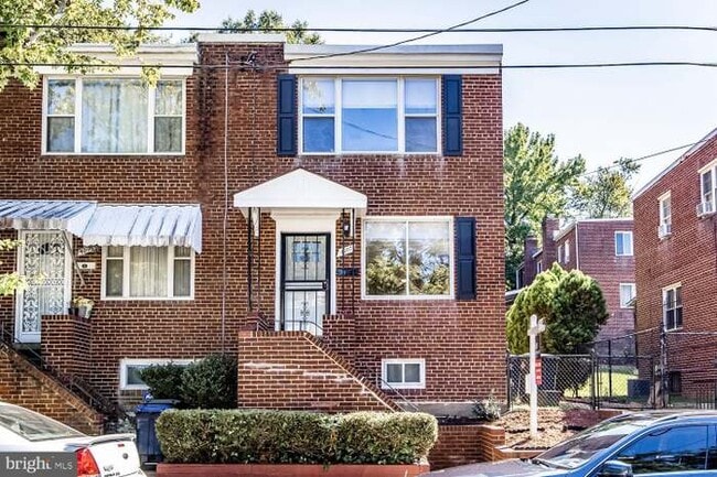 property at 4007 Ames St NE