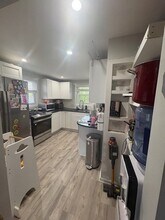 181-183-183 Grove St, Unit 181 Grove Street in Somerville, NJ - Foto de edificio - Building Photo