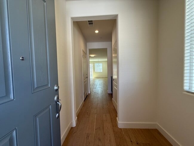 3654 el Dala Ln in Sacramento, CA - Building Photo - Building Photo