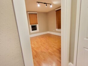 1703 Bellevue Ave in Seattle, WA - Building Photo - Building Photo