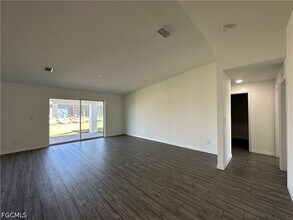 2604 NW 8th Pl in Cape Coral, FL - Building Photo - Building Photo