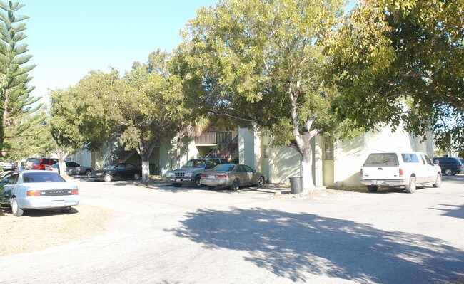 Grove Apartments in Homestead, FL - Building Photo - Building Photo