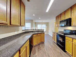 5145 Chasteal Trail in Raleigh, NC - Foto de edificio - Building Photo