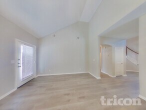 511 Wolf Dr in Forney, TX - Foto de edificio - Building Photo