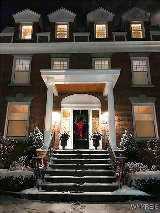 186 Bidwell Pkwy in Buffalo, NY - Building Photo