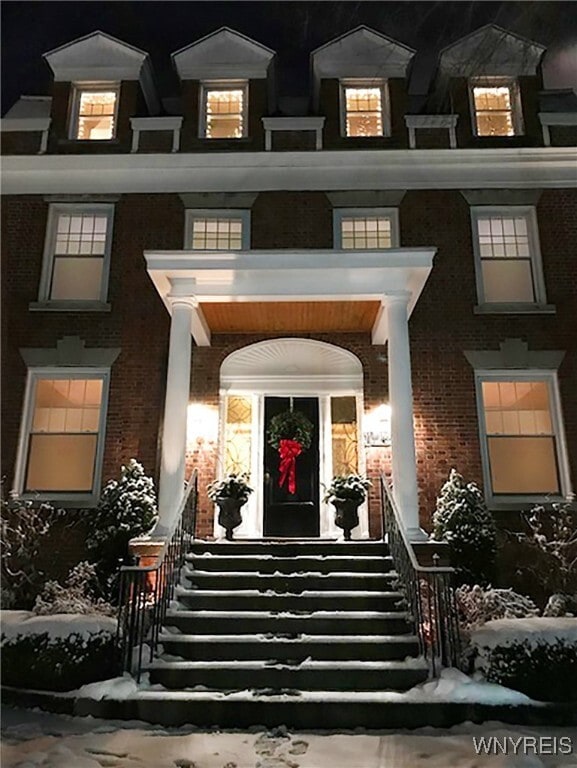 property at 186 Bidwell Pkwy