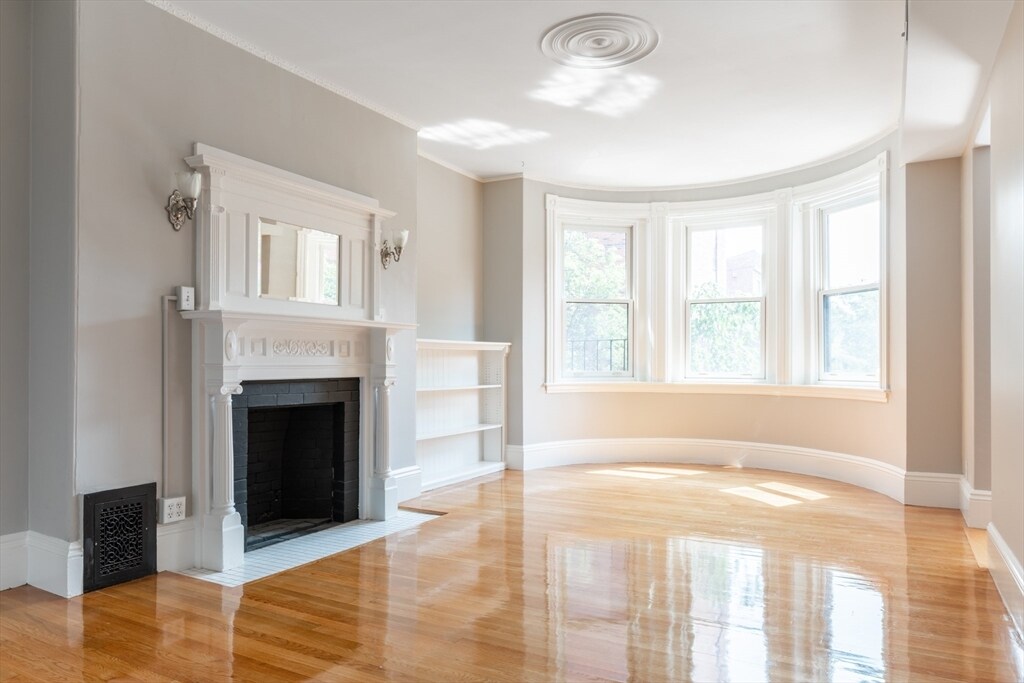 81 St Botolph St in Boston, MA - Building Photo