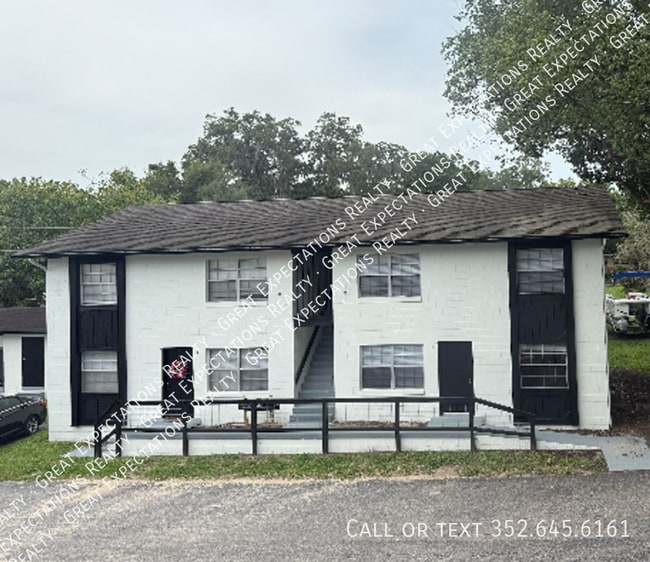 property at 137 SE 13th Ave