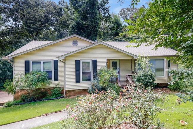 property at 5207 Broken Bow Ln