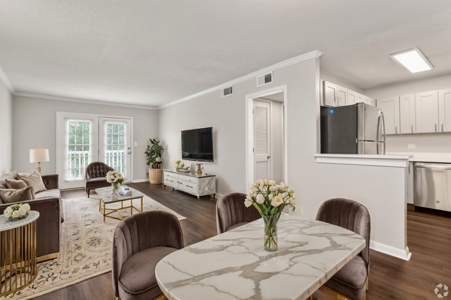 Vestavia Park Apartments, LLC