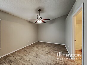 1576 Palmstone Dr in Apopka, FL - Building Photo - Building Photo