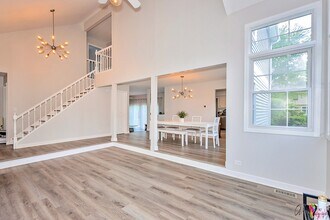 1229 Thorndale Ln in Lake Zurich, IL - Building Photo - Building Photo