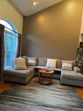 113 Riverwalk Way in Clifton, NJ - Foto de edificio - Building Photo