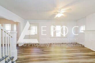 2525 Greenway Ave NW in Winston-Salem, NC - Building Photo - Building Photo