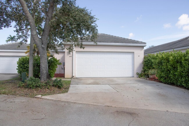 property at 1037 Island Manor Dr