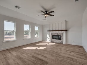 1104 Azalea Farms Rd in Noble, OK - Building Photo - Building Photo