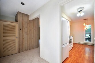 99 Mallard Dr, Unit 99 Mallared in Avon, CT - Building Photo - Building Photo